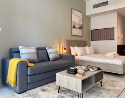 Laid-back Studio I Central Location I Canal View Studio | Millennium Binghatti Residences, Business Bay