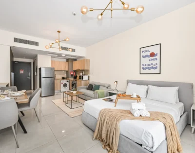 Chic Studio in Downtown | Balcony View | Central